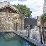Domaine Sainte Suzanne Bed and Breakfast Puimisson