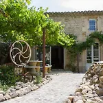 Domaine Sainte Suzanne Bed and Breakfast Puimisson