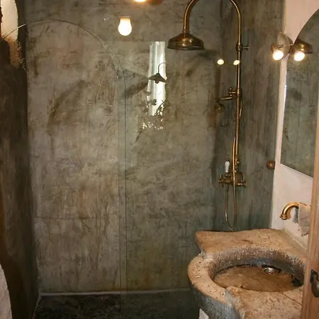 Domaine Sainte Suzanne Bed & Breakfast Puimisson