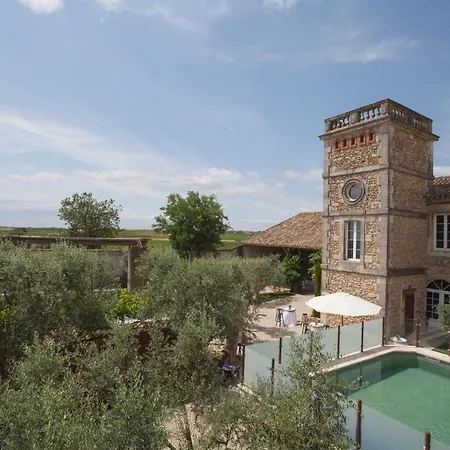 Domaine Sainte Suzanne Nocleg ze śniadaniem 4*