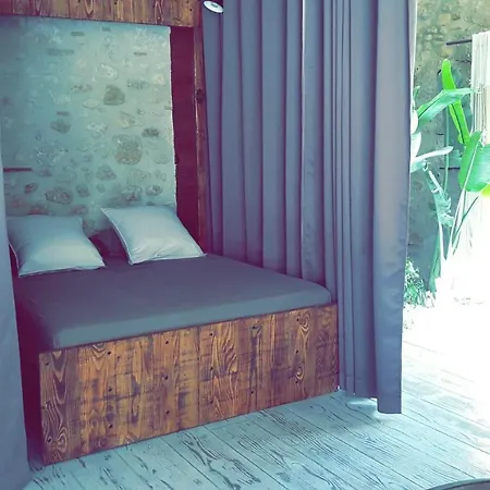 Domaine Sainte Suzanne 4* Puimisson