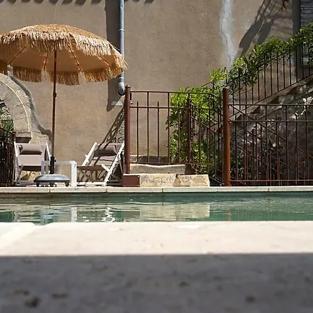 Domaine Sainte Suzanne Bed & Breakfast 4*