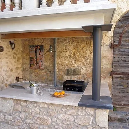 Domaine Sainte Suzanne 4* Puimisson