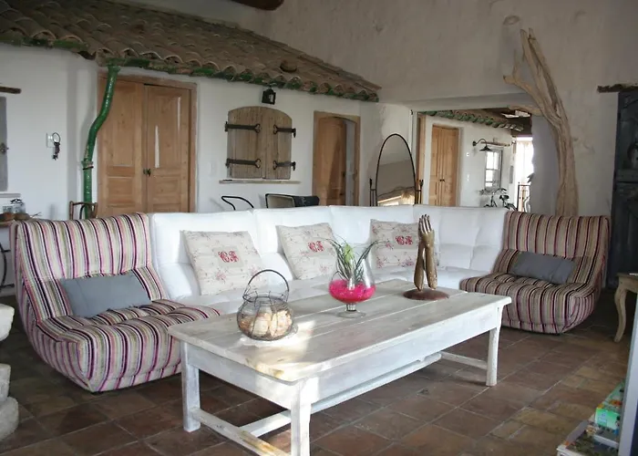 Domaine Sainte Suzanne Couette-café Puimisson