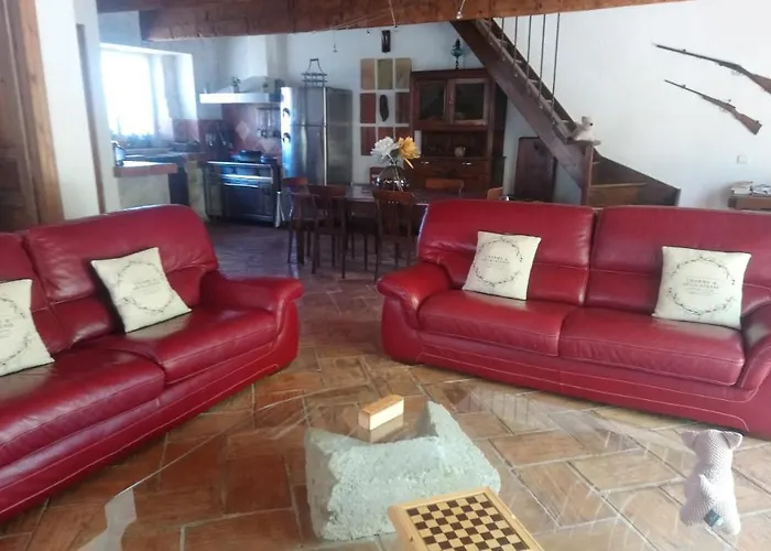 Domaine Sainte Suzanne Bed & Breakfast Puimisson